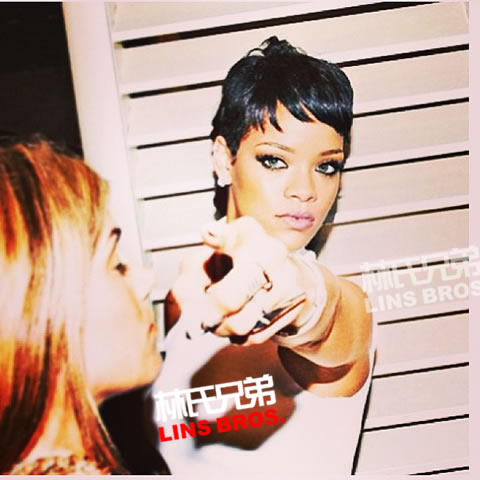 More! Rihanna在澳门香港照片..第2场澳门演唱会+香港首映Half Of Me纪录片 (照片)