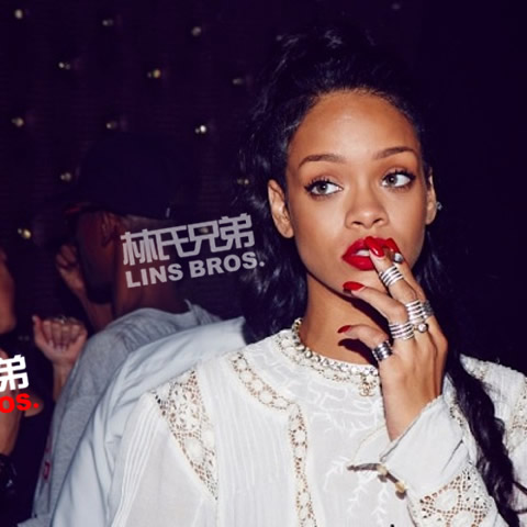 Smoke Weed! Rihanna与Snoop Dogg一起抽大麻烟.. 分享照片 (照片)