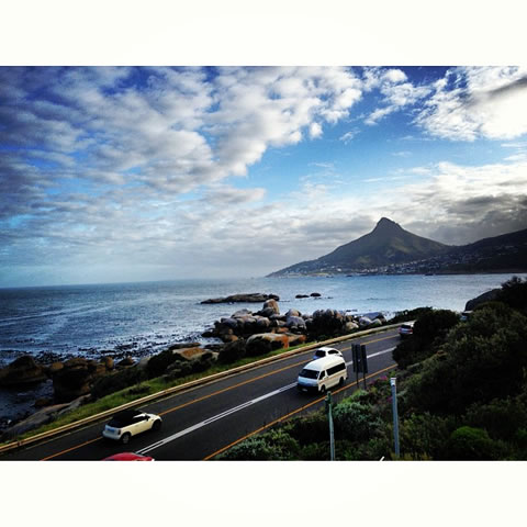 Rihanna发布单曲What Now官方封面 + 最新几张在南非开普敦照片 (9张照片)