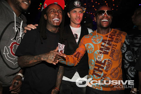 Lil Wayne与好兄弟拳王梅威瑟Floyd Mayweather在夜店Party (8张照片)