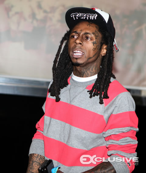 Lil Wayne在巴黎VIP ROOM夜店举办演唱会庆功Party (12张照片)