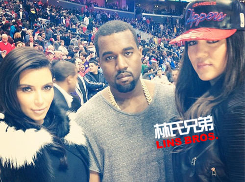 Kanye West与未婚妻卡戴珊姐姐的男友出行..坐上白色的敞篷劳斯莱斯 (4张照片)