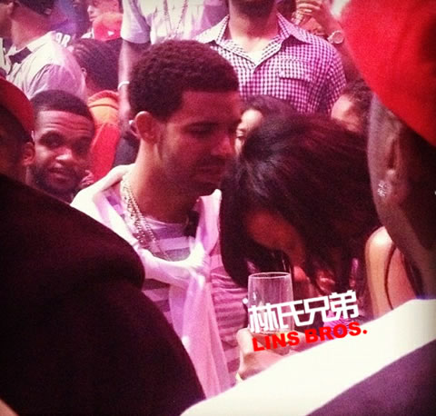 旧情复燃? Rihanna和Drake互相观看对方的演唱会 (7张照片)