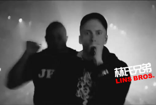 年度艺人! Rap God Eminem 在YouTube 音乐大奖表演新专辑歌曲Rap God (视频)