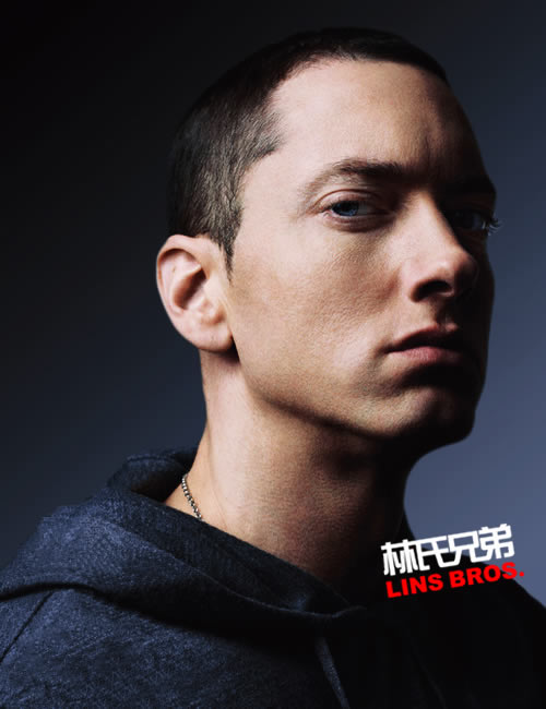 Eminem 扛着录音机登上Rolling Stone滚石杂志封面 (图片)