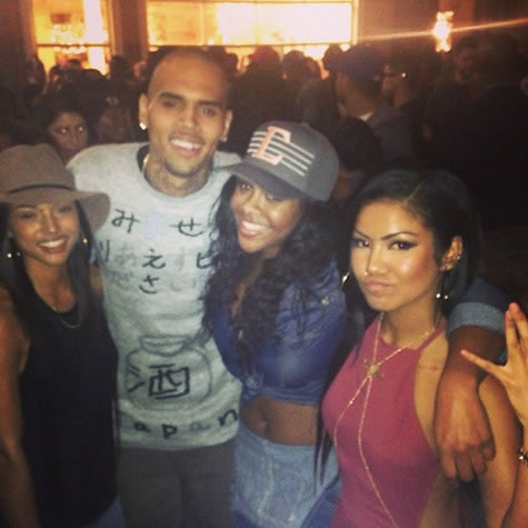 Chris Brown和女朋友Karrueche Tran & Keri Hilson出席朋友的EP发布Party (7张照片)