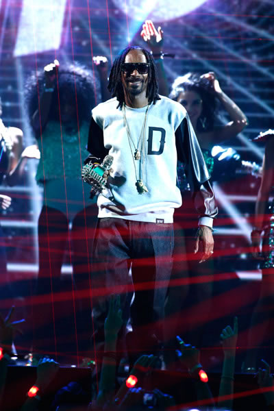 巨星云集! 麦莉·赛勒斯, 李宇春, Snoop Dogg等巨星在2013欧洲音乐大奖现场 (15张)