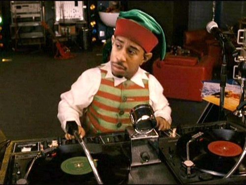 说唱明星们：Eminem, Jay Z, Kanye West, T.I., Snoop等圣诞老人装扮 (12张照片)