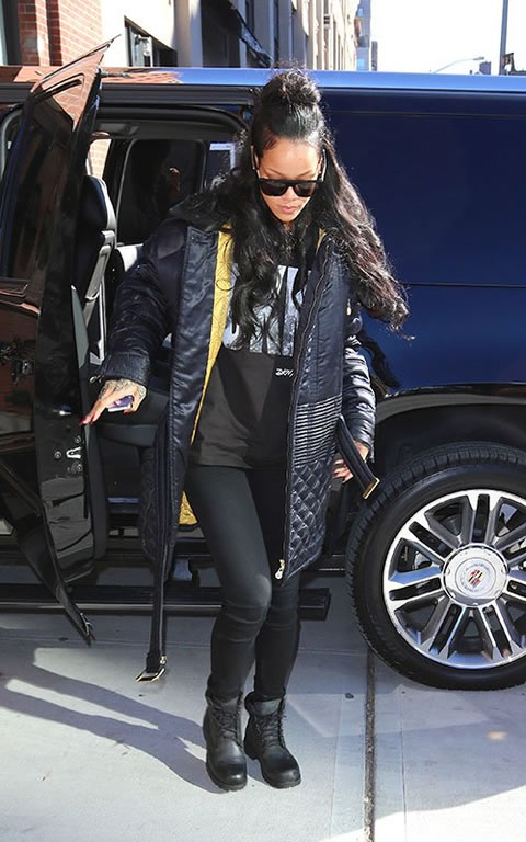 Rihanna出现在纽约..据说RiRi有去录音室.. (两组照片/12张)