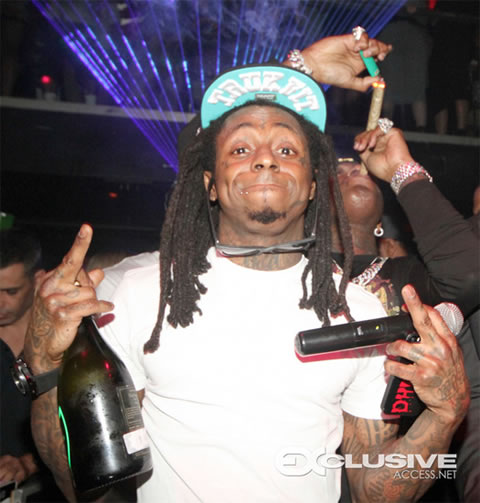 迎新年! Lil Wayne和好兄弟Birdman在迈阿密CAMEO夜店迎接2014 (6张照片)