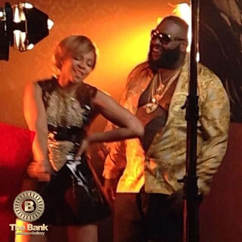 Hot! Ashanti和Rick Ross拍摄合作歌曲I Got It官方MV..戴出法拉利金项链 (9张照片)