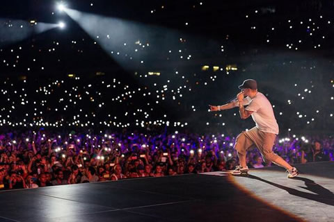 Eminem转战南非开普敦..举行Rapture 2014巡回演唱会 (12张照片)