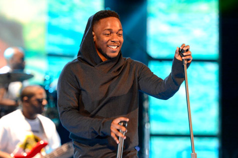 新巨星Kendrick Lamar在2014 NBA全明星 NBA All Star 周末周六赛表演热歌 (视频)
