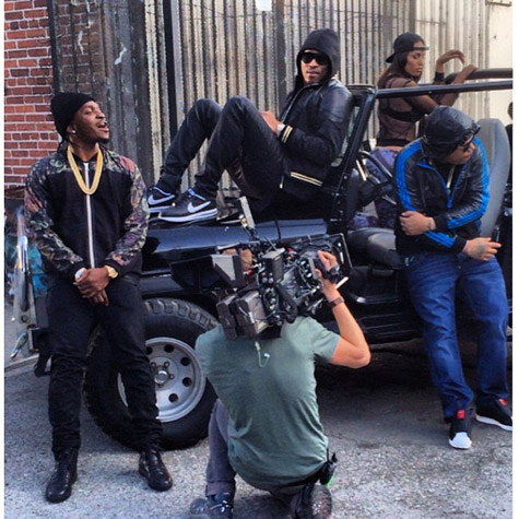 Pharrell, Pusha T加入Future单曲Move That Dope的MV拍摄 (4张照片)