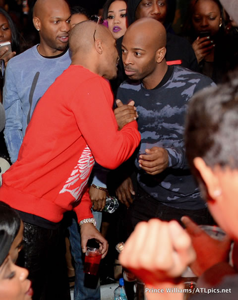T.I.与Kelly Rowland在亚特兰大一起Party..Tip搂着她的腰 (9张照片)