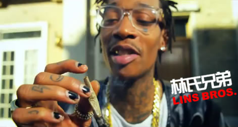 抽大麻! Machine Gun Kelly与Wiz Khalifa在歌曲Mind Of A Stoner MV中抽得很High (视频)