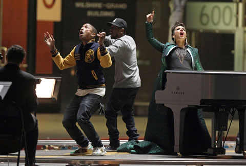 最新三人组! Kendrick Lamar, Alicia Keys, Pharrell拍摄单曲It’s On Again官方MV (照片)