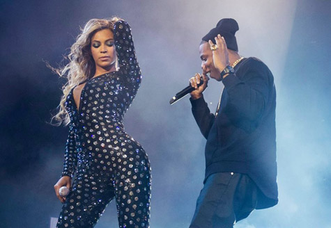 伦敦躁动! 超级巨星夫妇Beyoncé和Jay Z让城市无法入眠..演出Drunk in Love (视频)