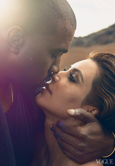 Kanye West和未婚妻卡戴珊, 抱着没穿衣服的可爱女儿North更多Vogue杂志照片 