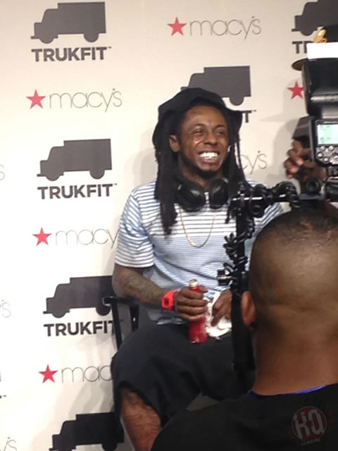 Lil Wayne在亚特兰大的Macy’s签售他的TRUKFIT品牌服装产品 (照片)