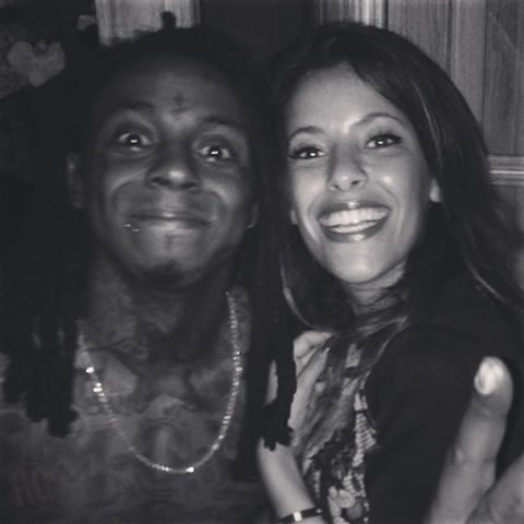 幸福! Lil Wayne赤裸上身参加 莱昂纳多·迪卡普里奥Party..和6个美女亲密合影 (8张照片)