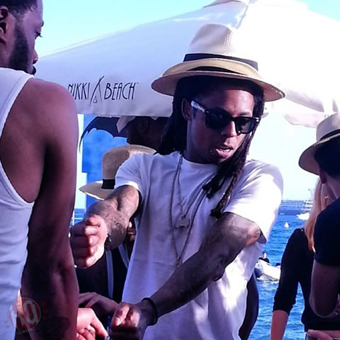 Lil Wayne在法国戛纳Nikki Beach享受海边的夏日清凉 (9张照片)