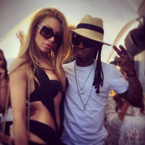 Lil Wayne在法国戛纳Nikki Beach享受海边的夏日清凉 (9张照片)