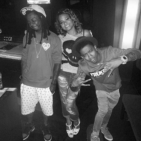 Lil Wayne与他的Young Money艺人Lil Twist & Christina Milian一起在录音室里 (照片)