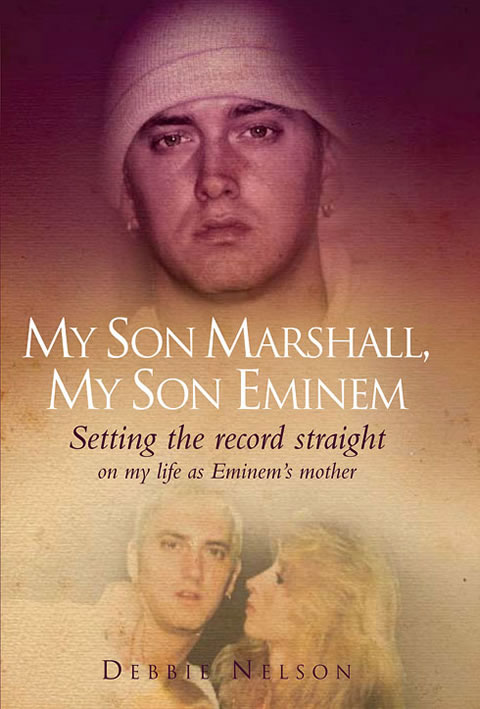 Eminem妈妈太想儿子了..她非常想要给儿子Slim Shady一个大大的拥抱..你要哭了吧 (更新照片)
