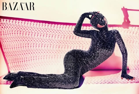 Rihanna登上Harper’s Bazaar Arabia杂志封面 (8张漂亮照片)