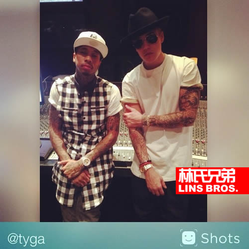 Justin Bieber和Tyga凌晨5点钟在录音室里..Tyga已经困了 (2张照片)