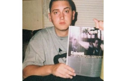 Eminem, Tupac, Jay Z, Biggie, Kanye West等古老照片..这些照片很少见 (Pt.1/17张照片)