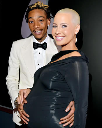 Wiz Khalifa和老婆Amber Rose结婚一周年..9张经典照片回顾 