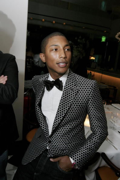 10张照片可以解释Pharrell为什么是嘻哈界最有型的几位明星之一 (10张)
