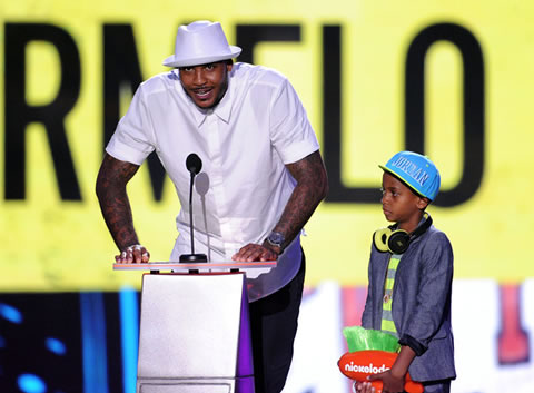 NBA全明星杜兰特, 安东尼, 钱德勒, 巴恩斯, 威斯布鲁克以及Pharrell出席2014儿童运动选择奖 (照片)