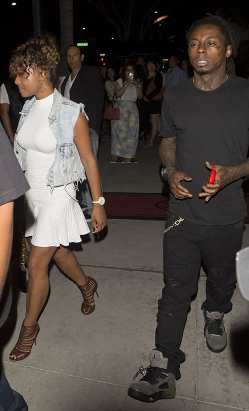 谈恋爱或没谈? Lil Wayne与女艺人Christina Milian一起吃晚饭..很神秘的样子 (照片)
