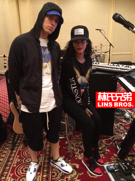 Eminem带出Rihanna在Lollapalooza音乐节同台表演The Monster和Love The Way You Lie (视频+照片)