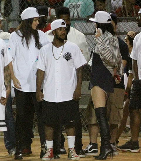 Chris Brown与Diddy儿子Quincy举办Kickball慈善赛 (更多8张照片)