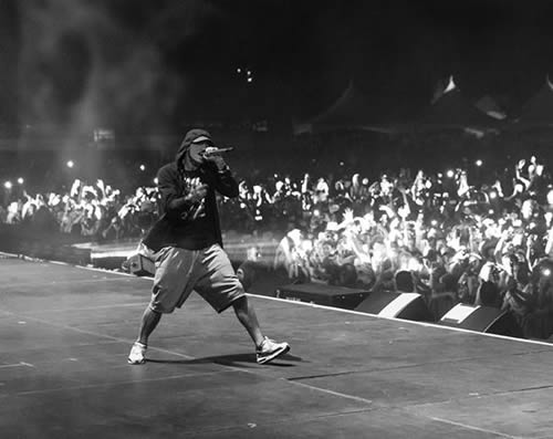 Eminem在加拿大温哥华Squamish音乐节演出官方照片 (3张)