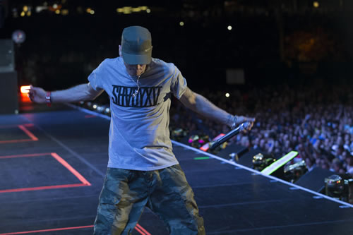 Eminem官方网站再发布官方Monster Tour高质量照片 (33张清晰大图)