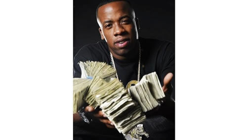 16张说唱歌手拿着大量美钞在镜头前摆阔照片..50 Cent, Lil Wayne, Drake等 (16张)