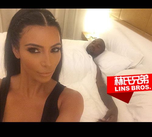 难得! 看看Kanye West床上睡觉是什么样子? 老婆卡戴珊睡觉前卧室偷拍 (照片)