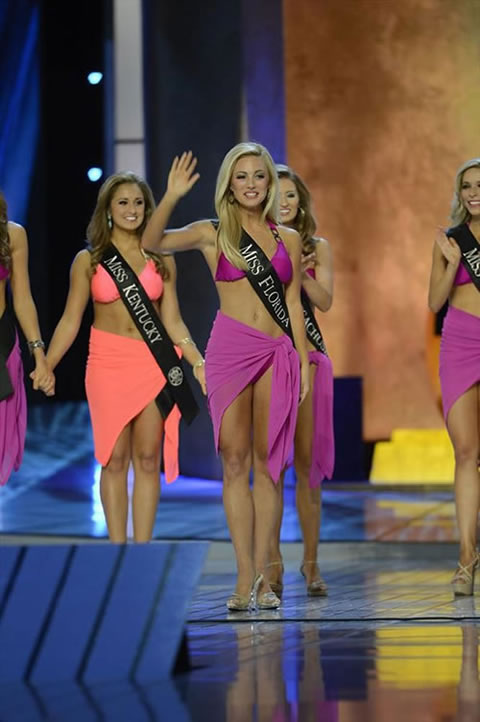 美国小姐选美2015：泳装比赛现场..毫无疑问人们最喜欢看得是这个环节 (13张照片)