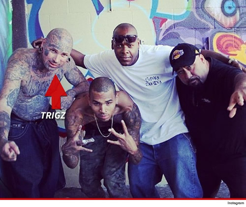 R.I.P...著名纹身艺术家Trigz被杀害..他是Chris Brown的纹身师..Breezy表达哀思 (照片)