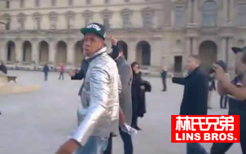 Jay Z法国碰到对他不敬的游客.. Hov的回应羞辱了他..很聪明的回答 (视频)