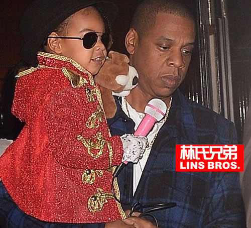 未来的迈克尔·杰克逊..万圣节, Jay Z和Beyonce把女儿Blue Ivy变成Michael Jackson (照片)