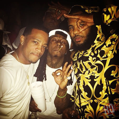 这阵容一起Party..Lil Wayne与Drake, 2 Chainz, Ray J, The Game等一起在夜店High (6张照片)