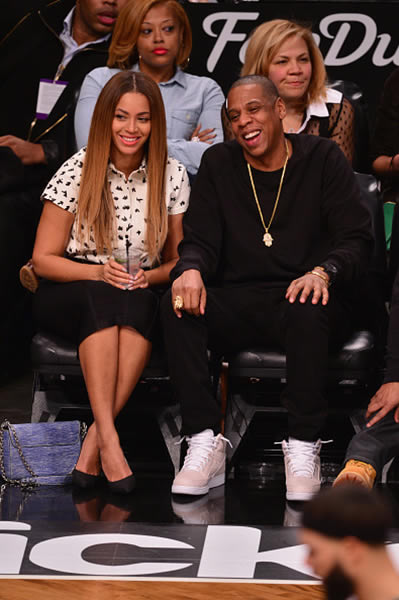  Jay Z, Beyoncé夫妇遇上威廉王子和凯特王妃..布鲁克林网队球馆 (7张照片)