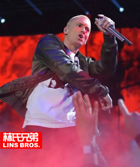 谁告诉你Eminem在录制新专辑名为Roots??..根本就没有!!
