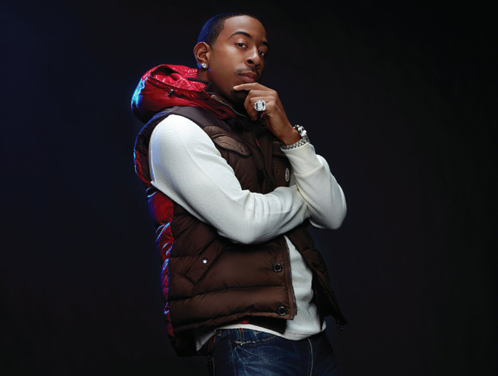 Ludacris – Throw Sum Mo (Freestyle) (音乐)